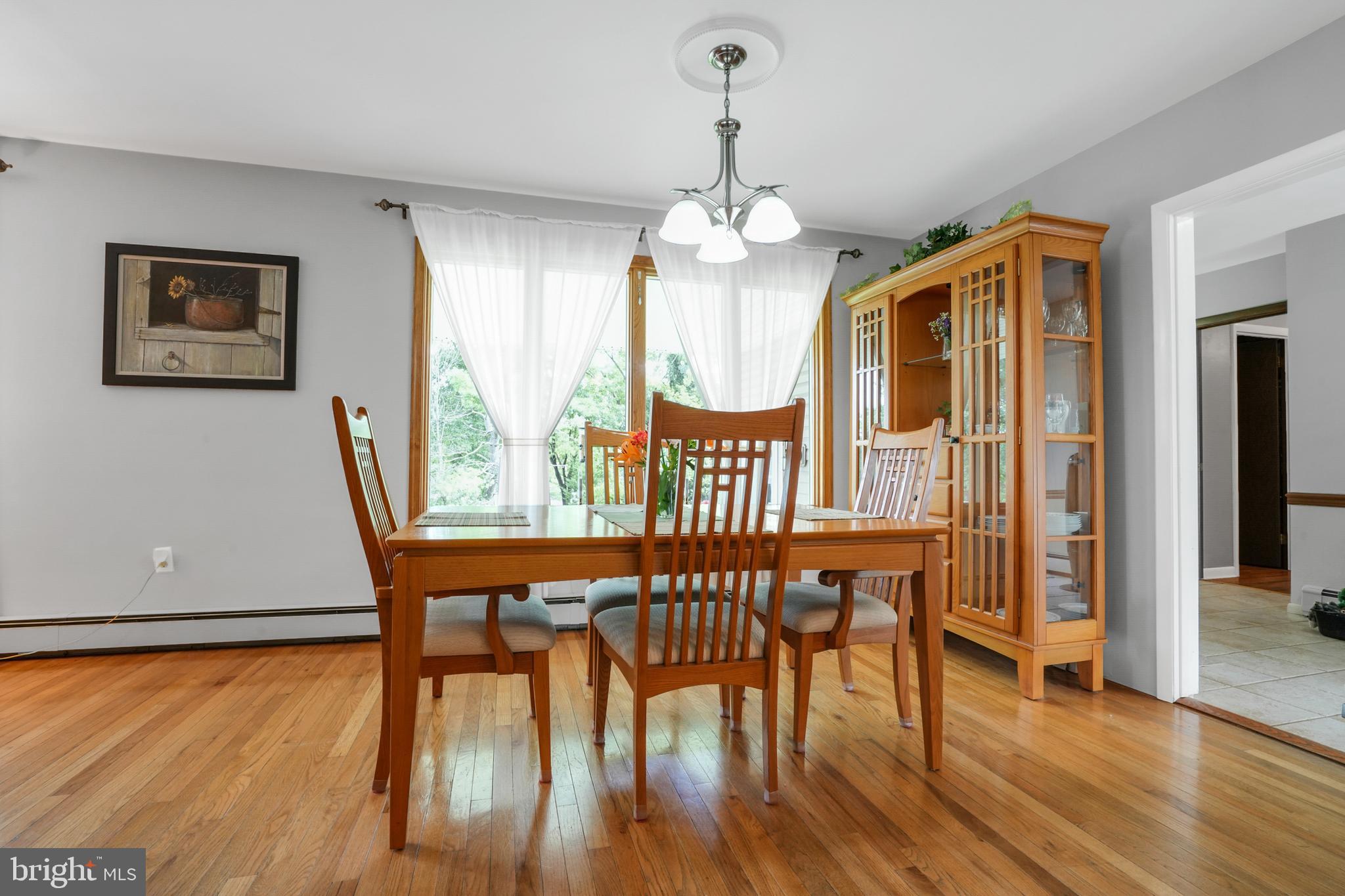207 Hendricks Road Perkiomenville, PA 18074 - Photo 23 of 64 Dining room.