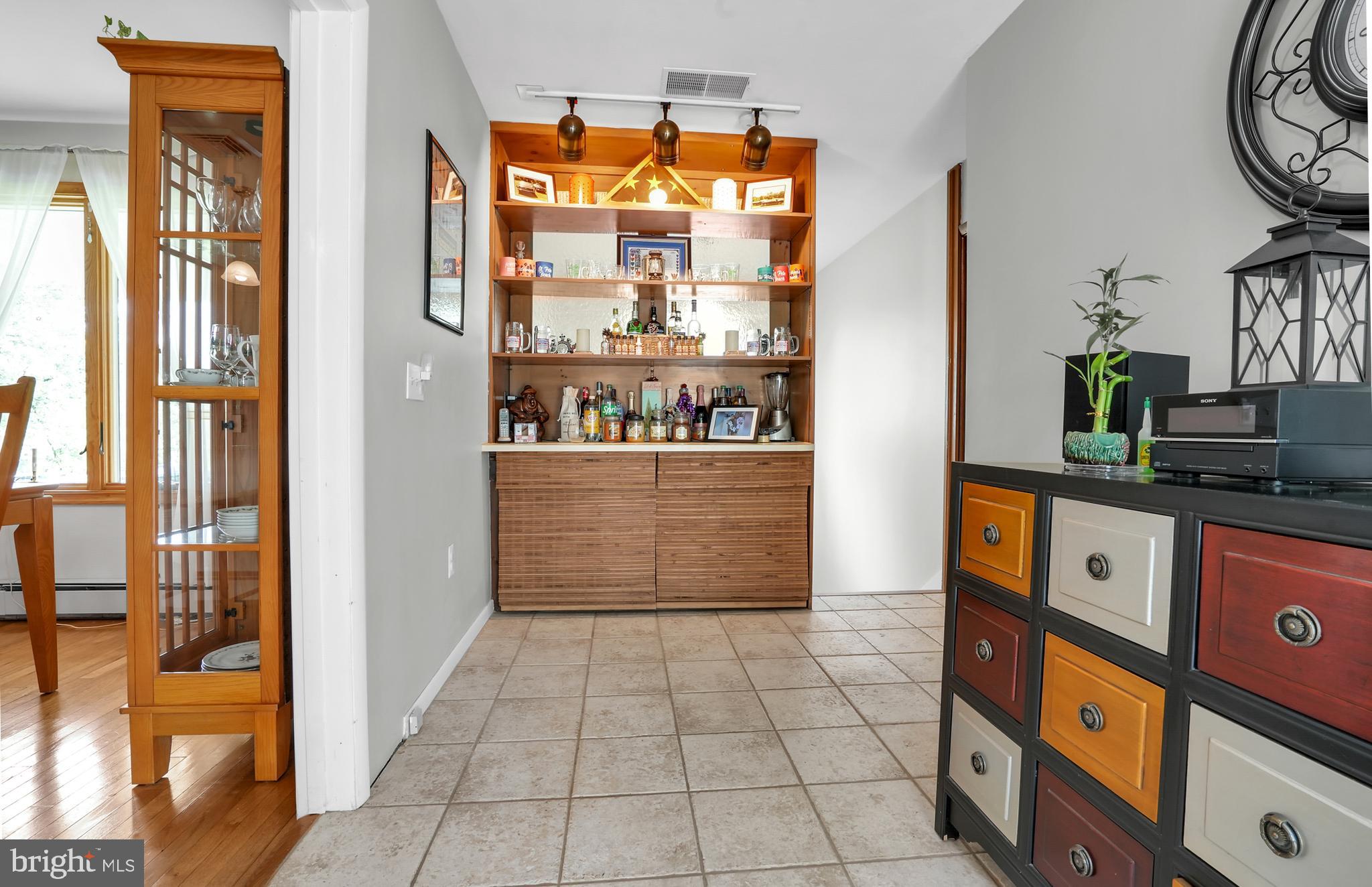 207 Hendricks Road Perkiomenville, PA 18074 - Photo 29 of 64 Rear foyer.