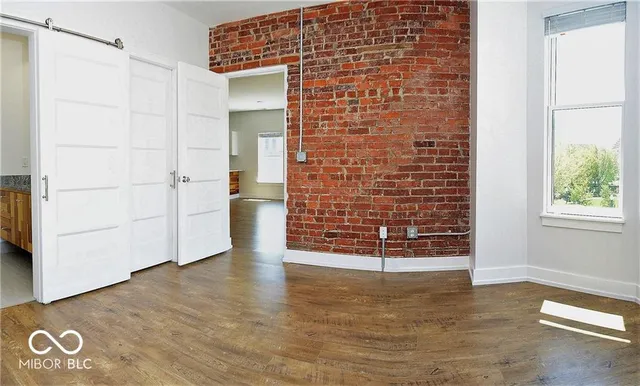 $2,150 | 829 North Pennsylvania Street, Unit 2B, Indianapolis, IN 46204