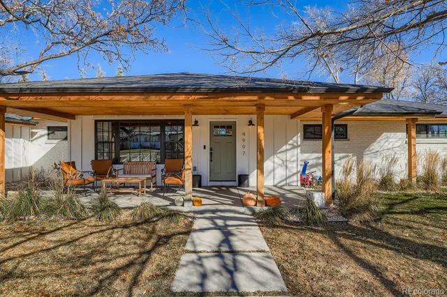 a view of parked car garage