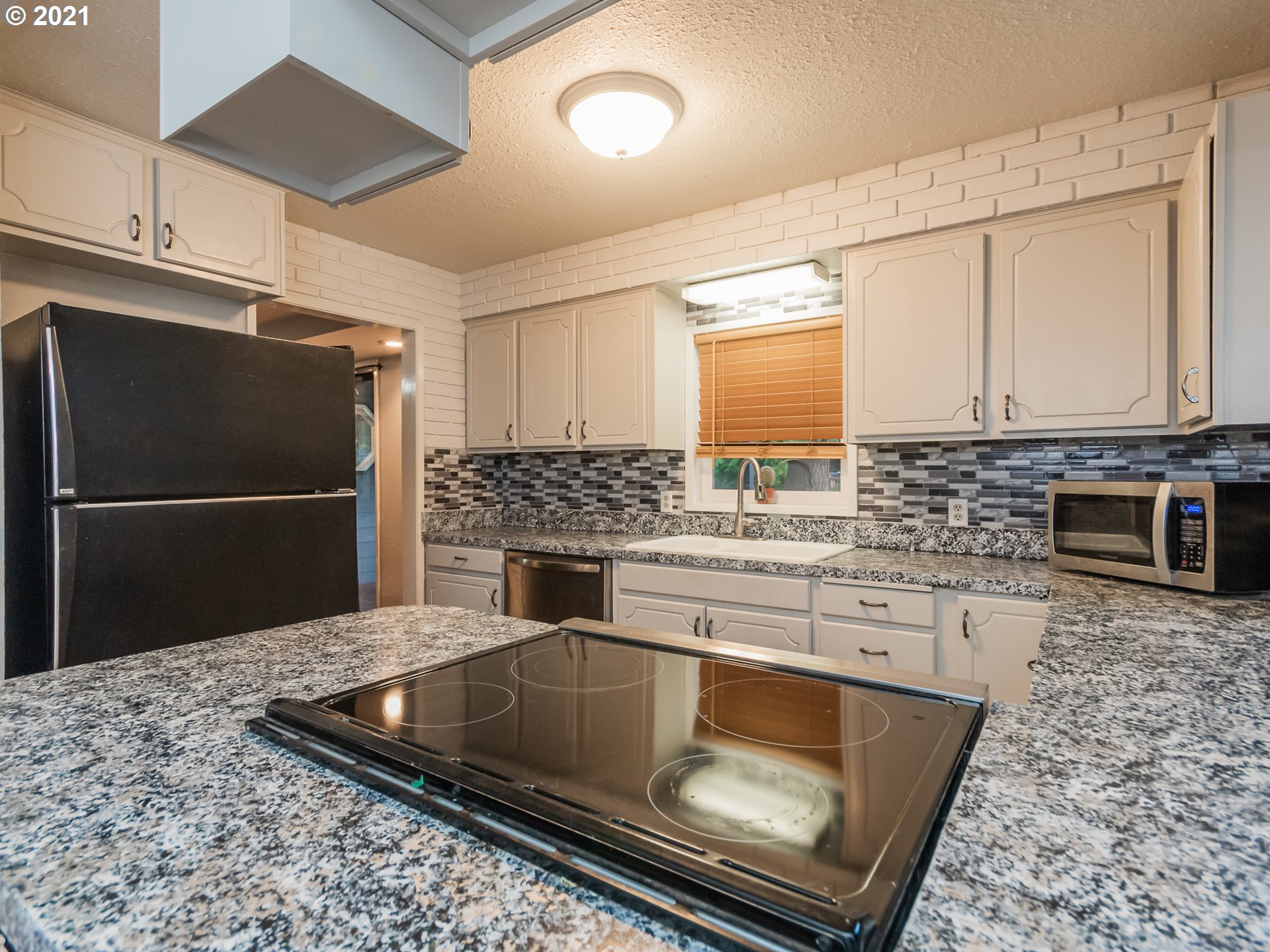 403 Southwest Canyon Loop Winlock, WA 98596 - Photo 12 of 23 Gallery Image 12