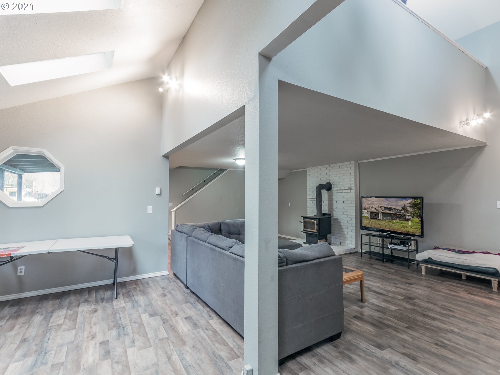 403 Southwest Canyon Loop Winlock, WA 98596 - Photo 5 of 23 Gallery Image 5