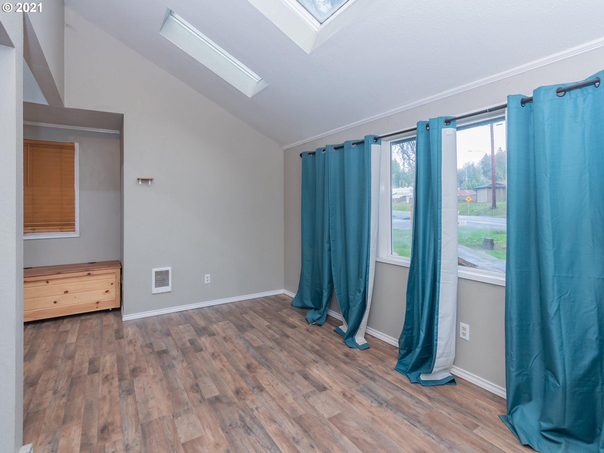 403 Southwest Canyon Loop Winlock, WA 98596 - Photo 8 of 23 Gallery Image 8