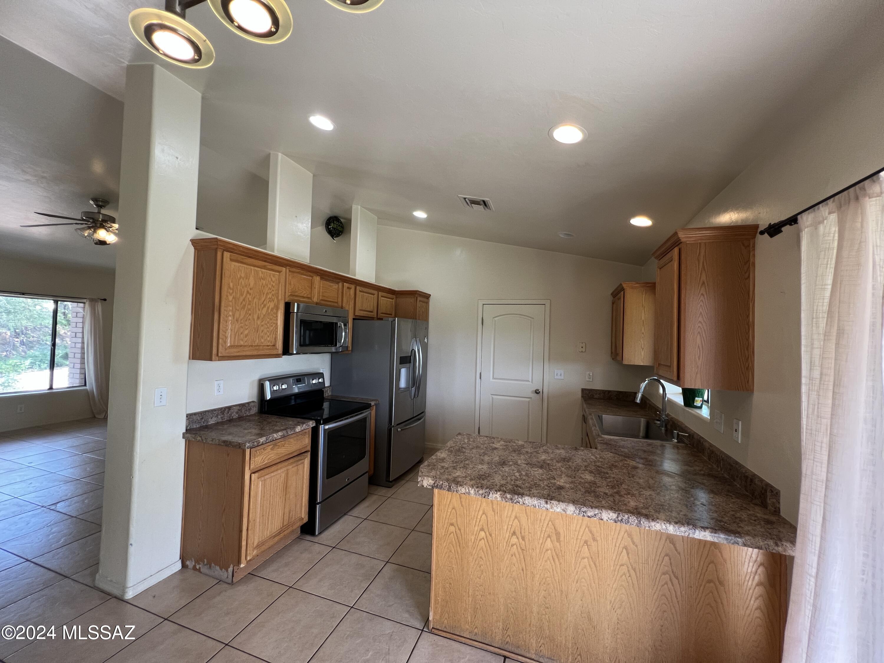 265 A Camino Magnifico Rio Rico, AZ 85648 - Photo 12 of 22