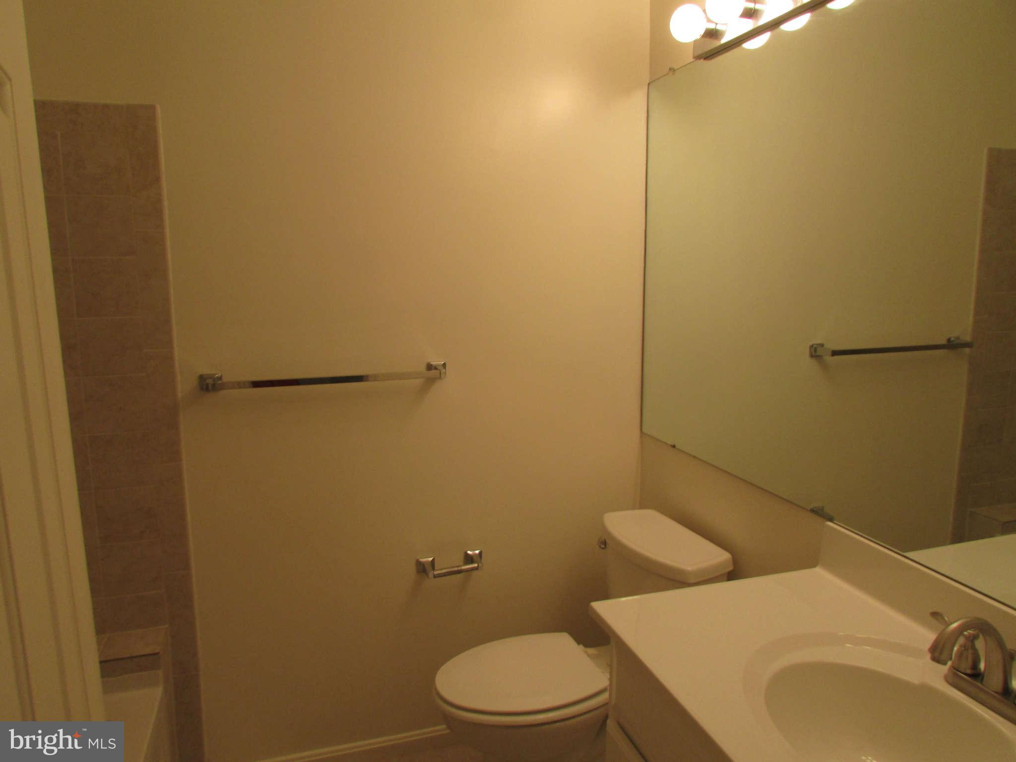 20517 Beaver Ridge Road Montgomery Village, MD 20886 - Photo 22 of 29 Bath
