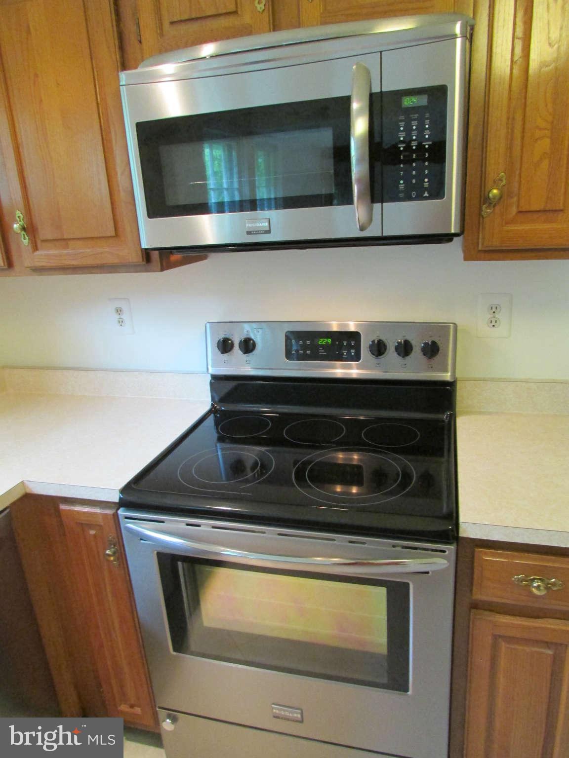 20517 Beaver Ridge Road Montgomery Village, MD 20886 - Photo 7 of 29 Kitchen