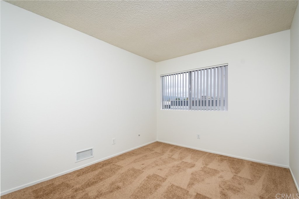 8865 Independence Avenue, Unit 26 Canoga Park, CA 91304 - Photo 17 of 40 a view of an empty room