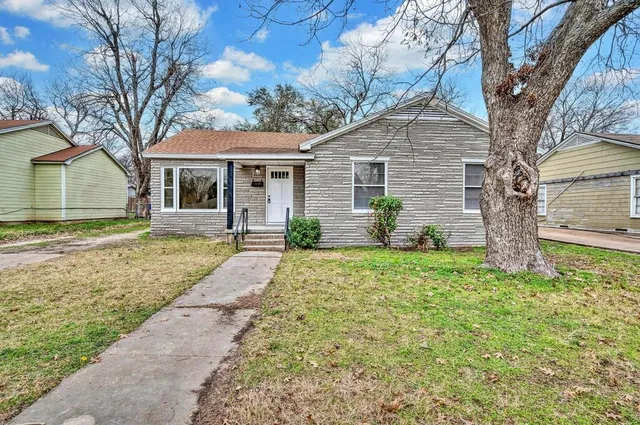 $1,900 | 3225 Edmond Avenue, Waco, TX 76707