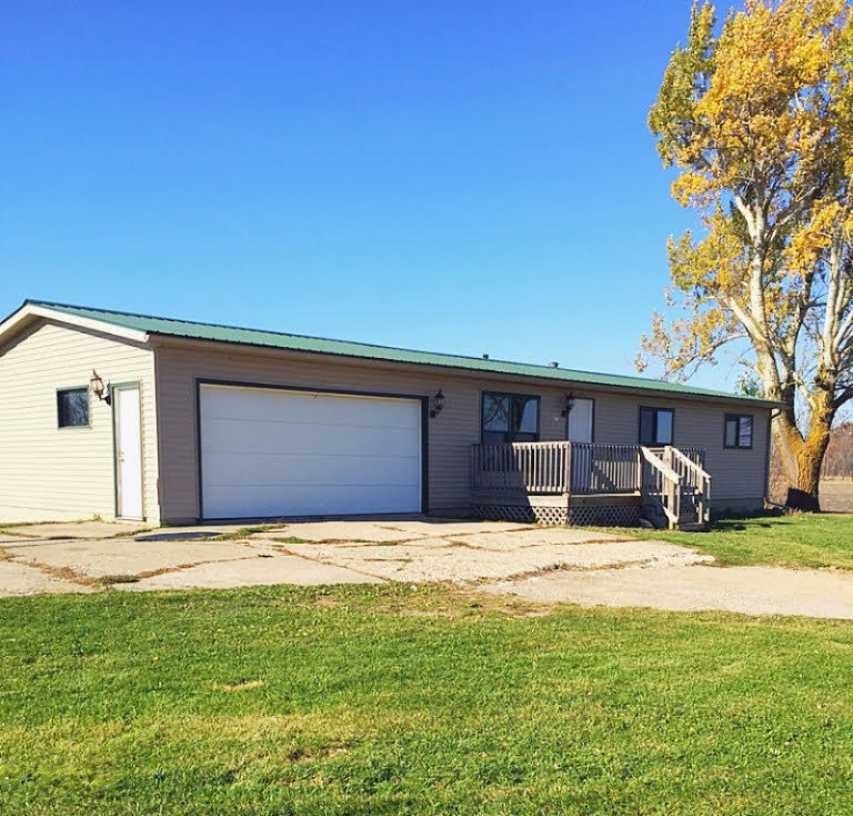 203 West Goodemoot Road Portland, MI 48875 - Photo 1 of 12 10