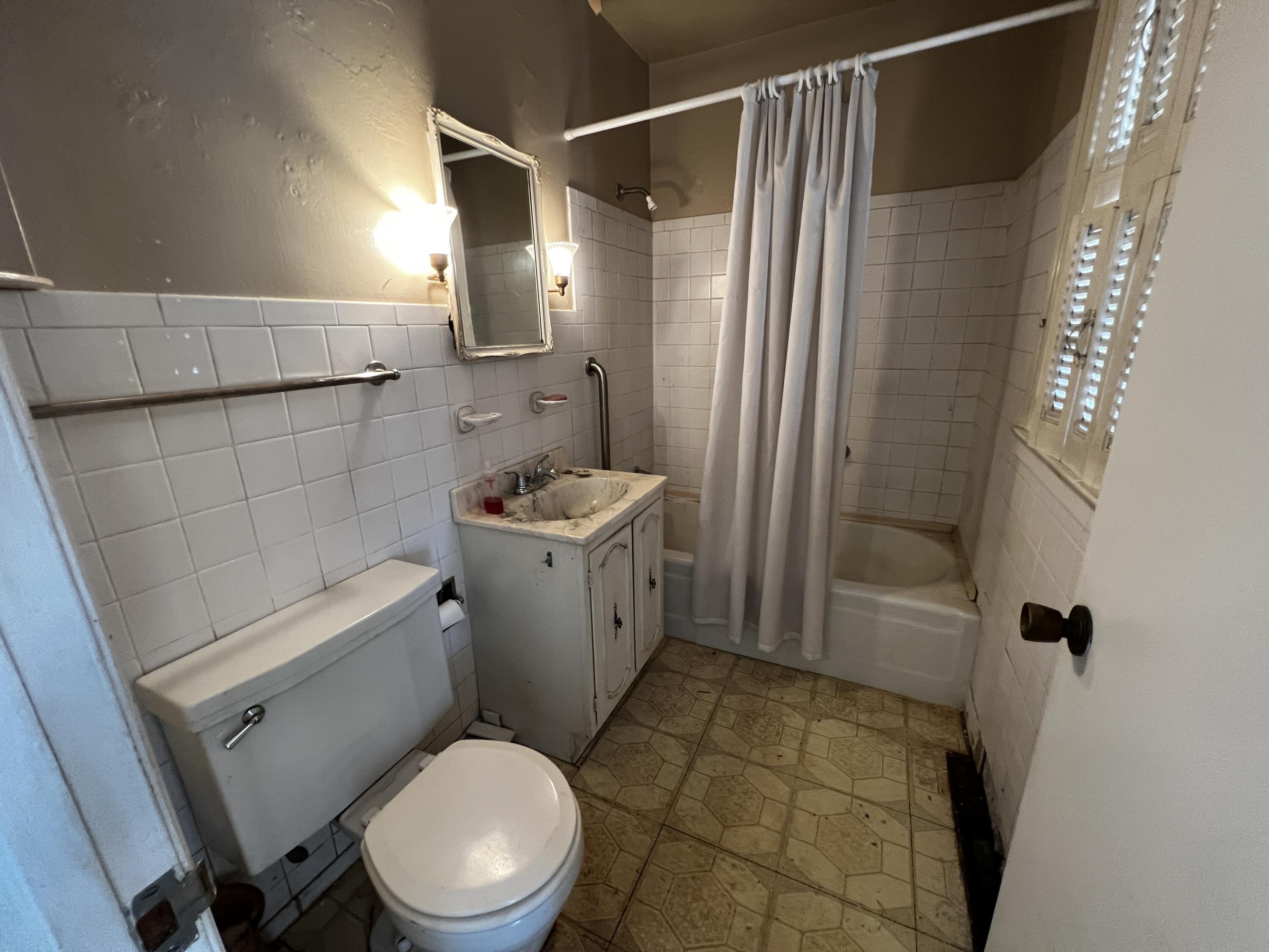 3417 North Main Street Racine, WI 53402 - Photo 8 of 30 First floor bathroom