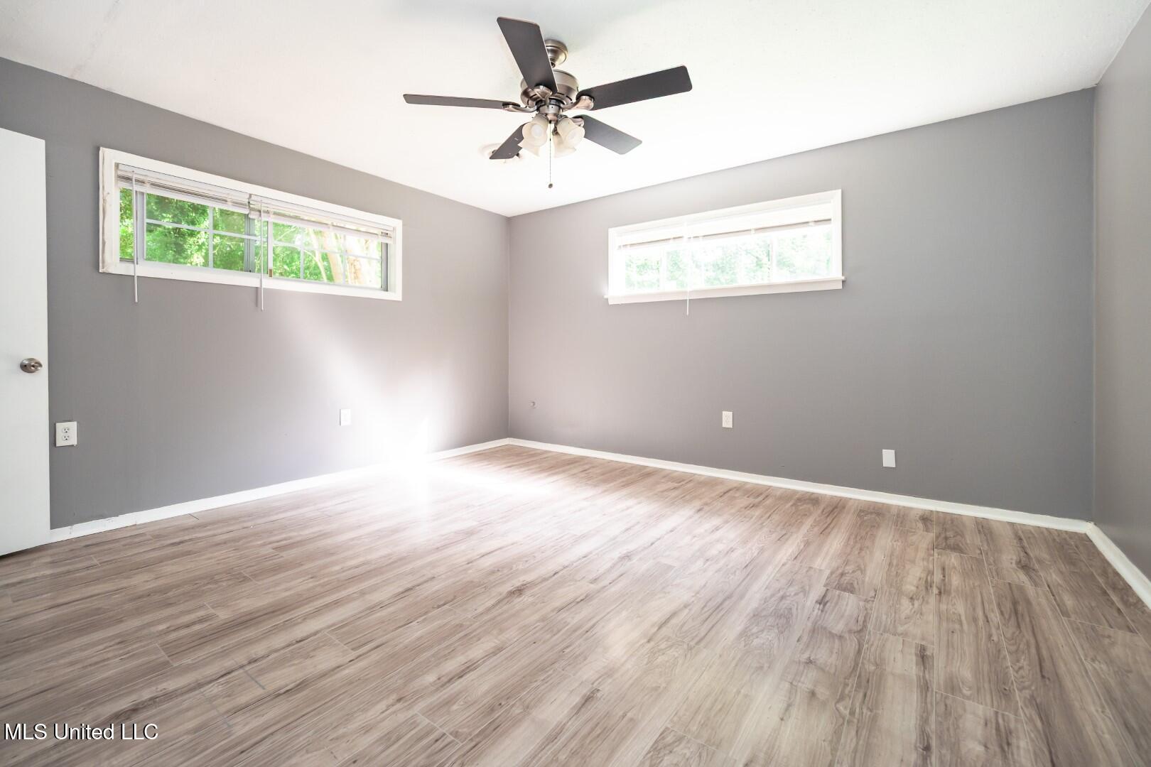 210 Valley Vista Drive Jackson, MS 39211 - Photo 15 of 25 P7010014