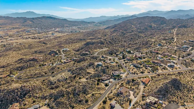 $739,000 | 57113 Farrelo Road, Yucca Valley, CA 92284