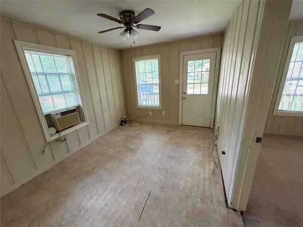 $1,000 | 2019 Alliance Street, Waller, TX 77484