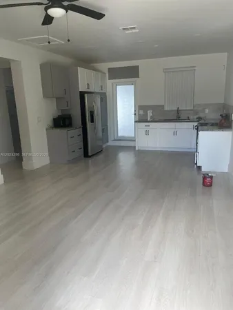 $3,000 | 2130 Plunkett Court, Unit 1, Hollywood, FL 33020