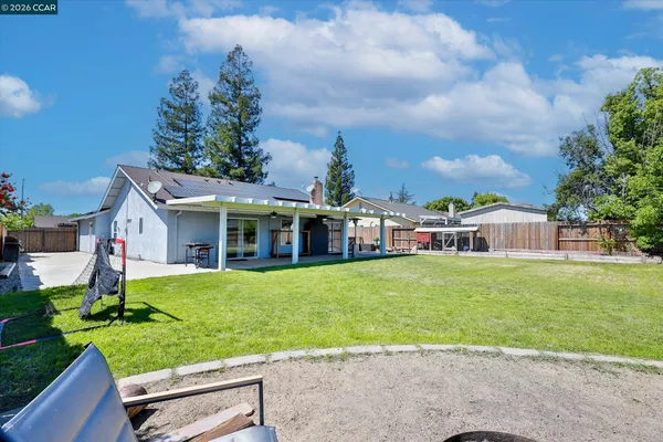 $519,000 | 18902 Arrowhead Drive, Lockeford, CA 95237