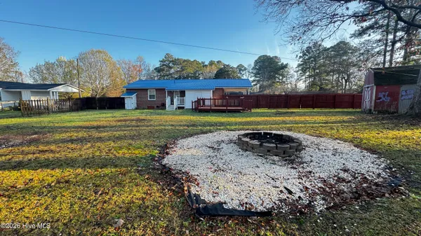 $1,600 | 1021 Shirley Drive, Jacksonville, NC 28540