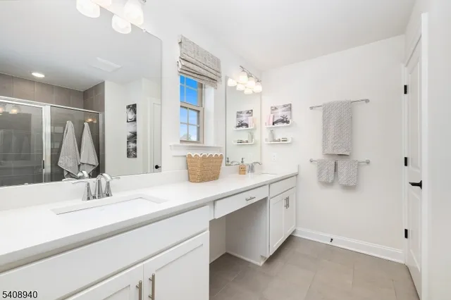 $850,000 | 4 Marigold Court, Warren, NJ 07059