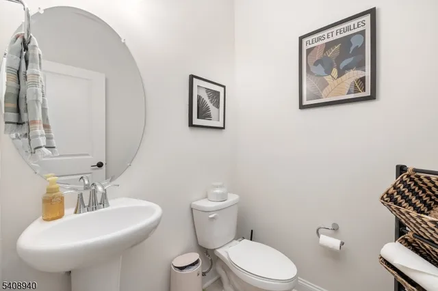 $850,000 | 4 Marigold Court, Warren, NJ 07059