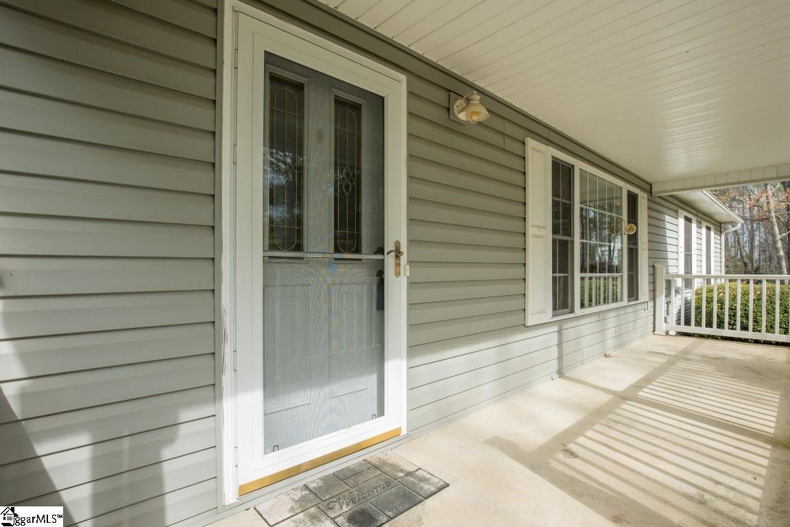 108 Devon Court Easley, SC 29640 - Photo 2 of 22