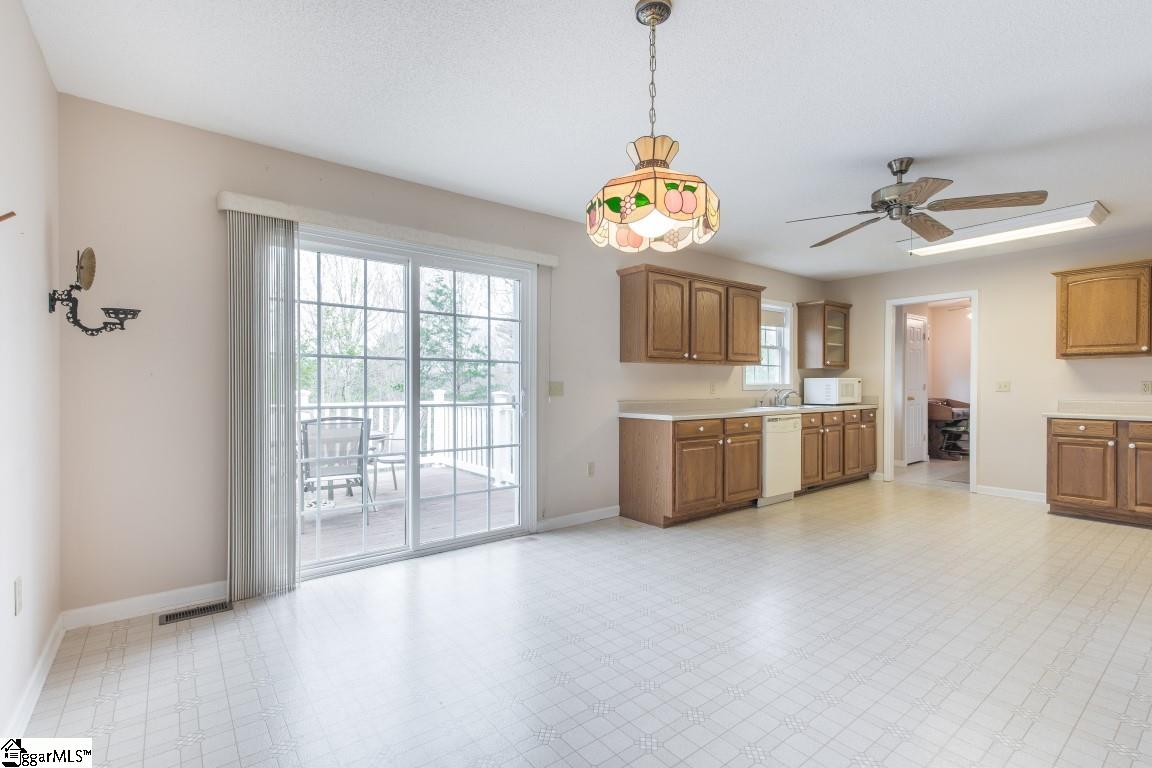 108 Devon Court Easley, SC 29640 - Photo 5 of 22