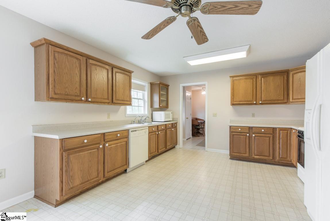108 Devon Court Easley, SC 29640 - Photo 6 of 22