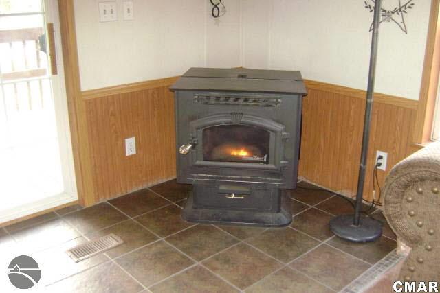 11303 S Road Farwell, MI 48622 - Photo 7 of 8 1770620-6.JPG