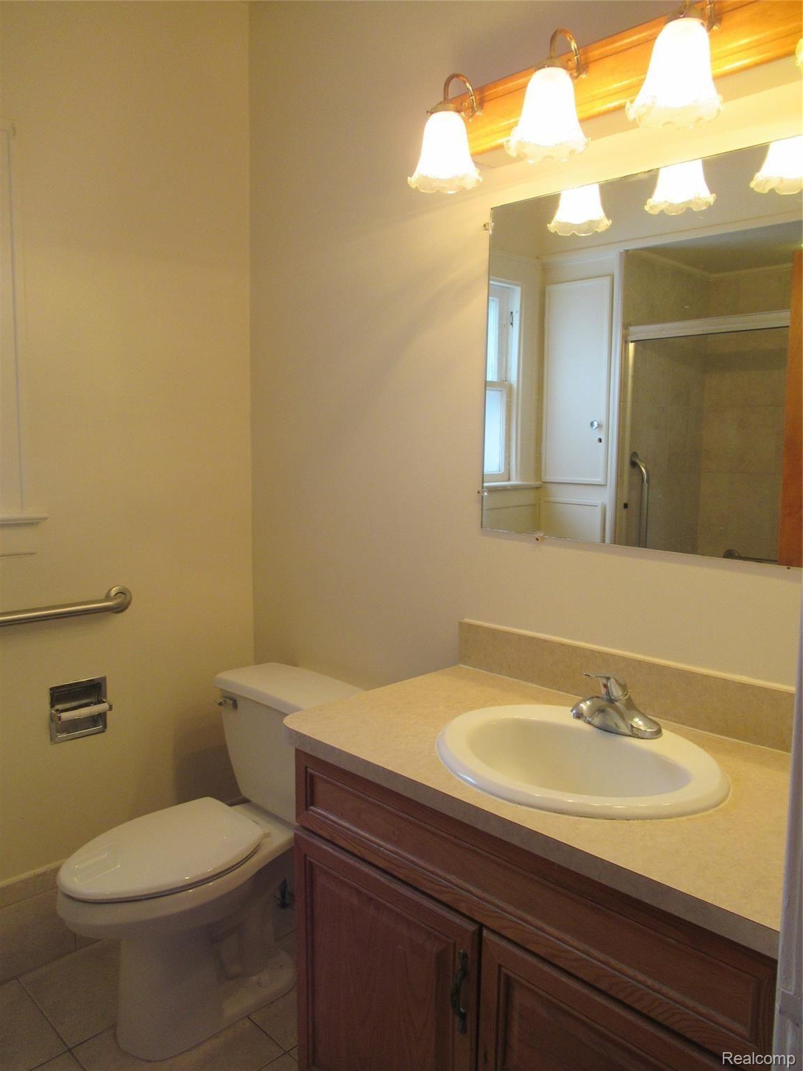 815 Ludlow Avenue Rochester, MI 48307 - Photo 22 of 48 IMG_0793.JPG