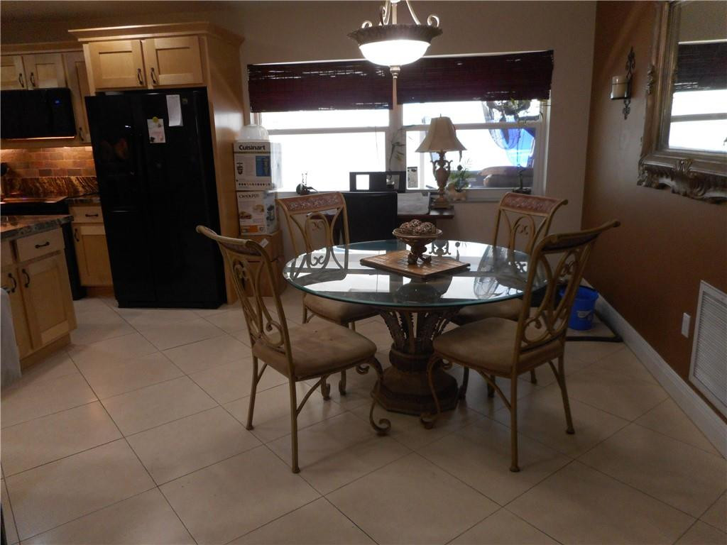 7508 Arthur Street Hollywood, FL 33024 - Photo 5 of 20 Photo 5