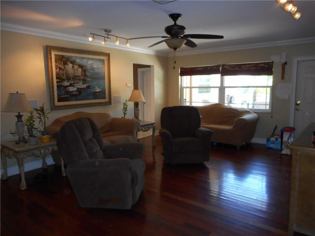 7508 Arthur Street Hollywood, FL 33024 - Photo 6 of 20 Photo 6