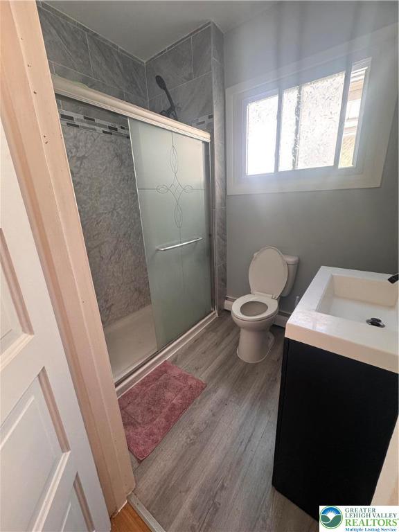 1104 South 7th Street Allentown, PA 18103 - Photo 17 of 27 a bathroom with a sink and a mirror