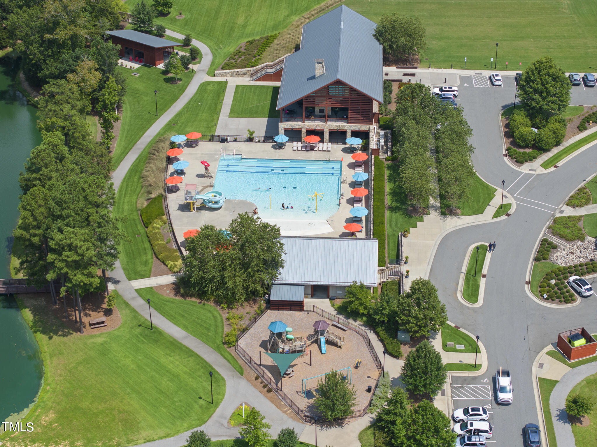 609 Daniel Ridge Rd. Wendell, NC 27591 - Photo 8 of 43 DJI_20240815124430_0034_D