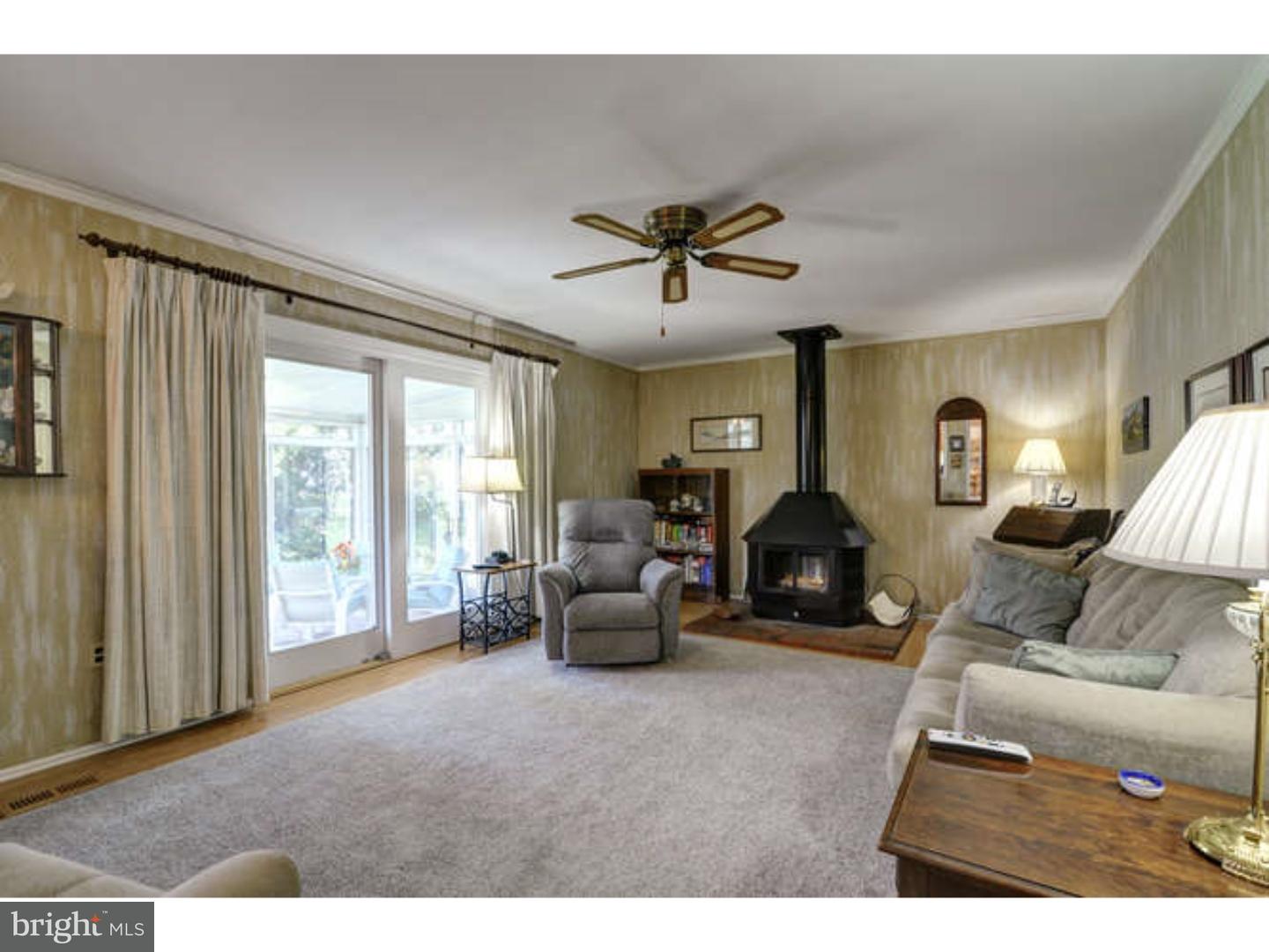 22 Marlon Pond Road Hamilton, NJ 08690 - Photo 17 of 23 Family Room