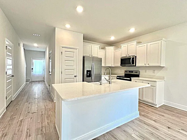 $2,595 | 15 Redbird Loop, Destin, FL 32541