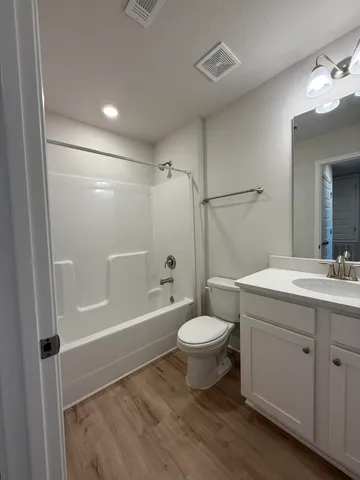 $2,595 | 15 Redbird Loop, Destin, FL 32541