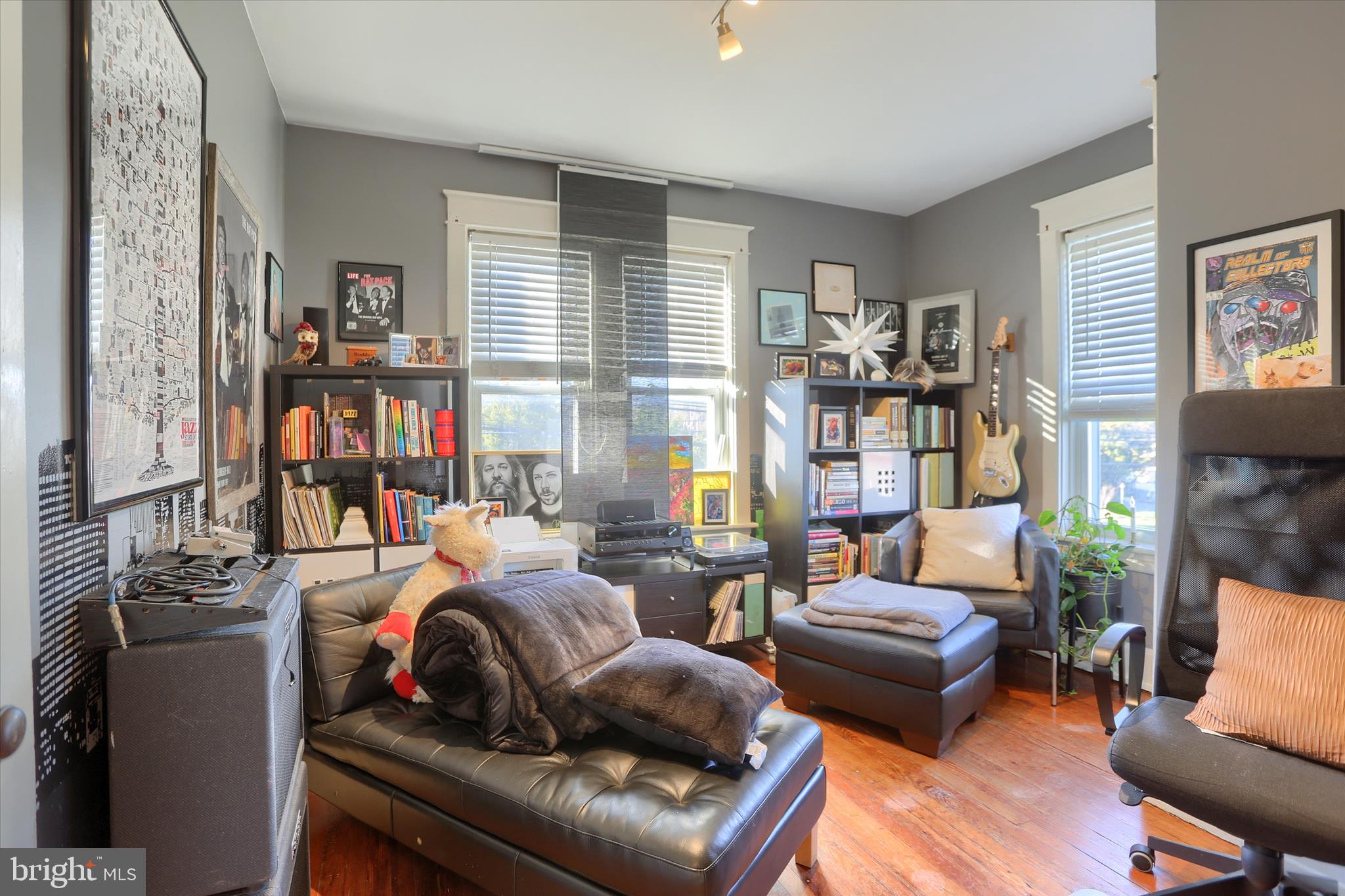 112 Lewisberry Road New Cumberland, PA 17070 - Photo 25 of 56 a living room with furniture and a bookshelf