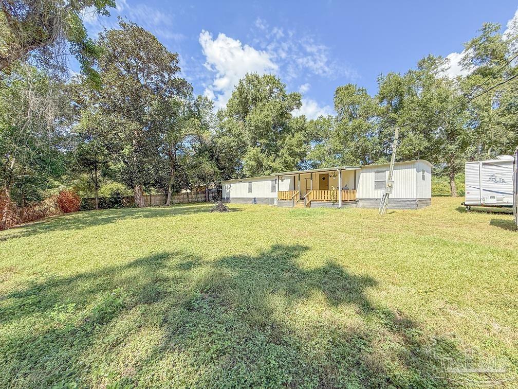 3637 Diamond Street Pace, FL 32571 - Photo 2 of 23