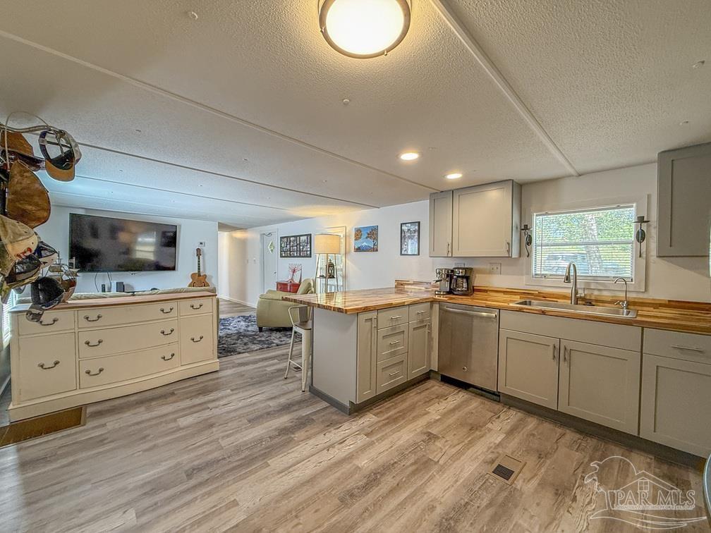 3637 Diamond Street Pace, FL 32571 - Photo 7 of 23
