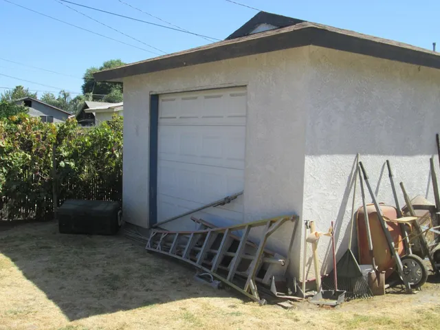$360,000 | 3646 South Harding Avenue, Fresno, CA 93725