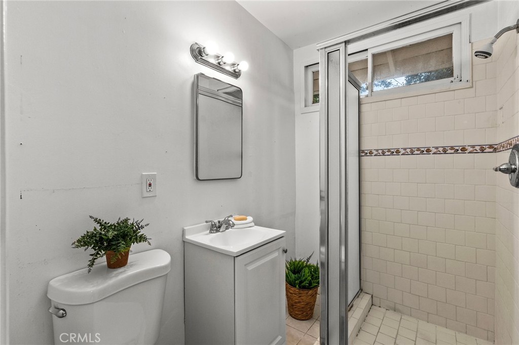 3058 Flanders Road Riverside, CA 92507 - Photo 37 of 50