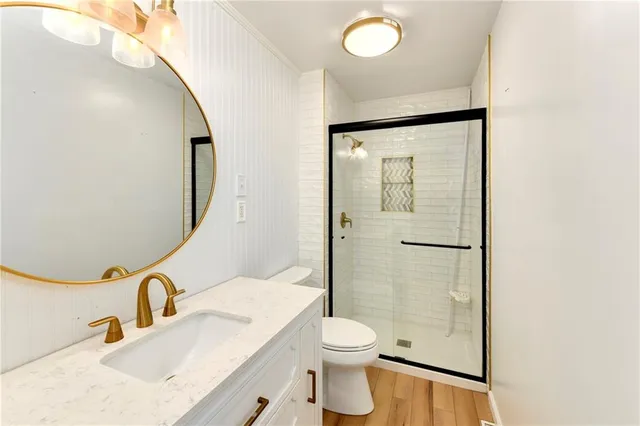 $289,900 | 1618 Southeast Brome Circle, Lee's Summit, MO 64063