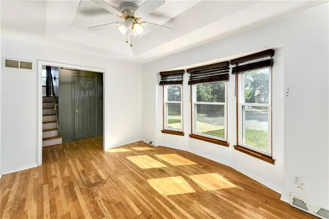 $289,900 | 1618 Southeast Brome Circle, Lee's Summit, MO 64063