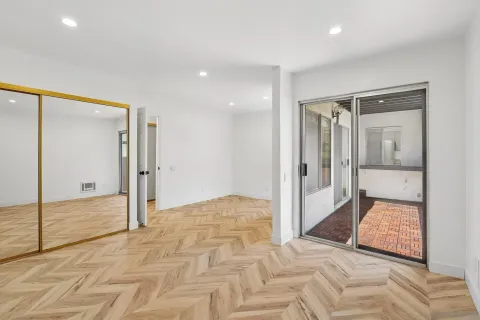 $369,900 | 8015 Caminito De Pizza, Unit E, San Diego, CA 92108