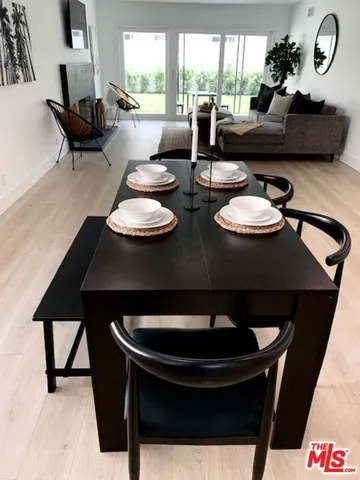 $6,950 | 5630 Vantage Avenue, Valley Village, CA 91607