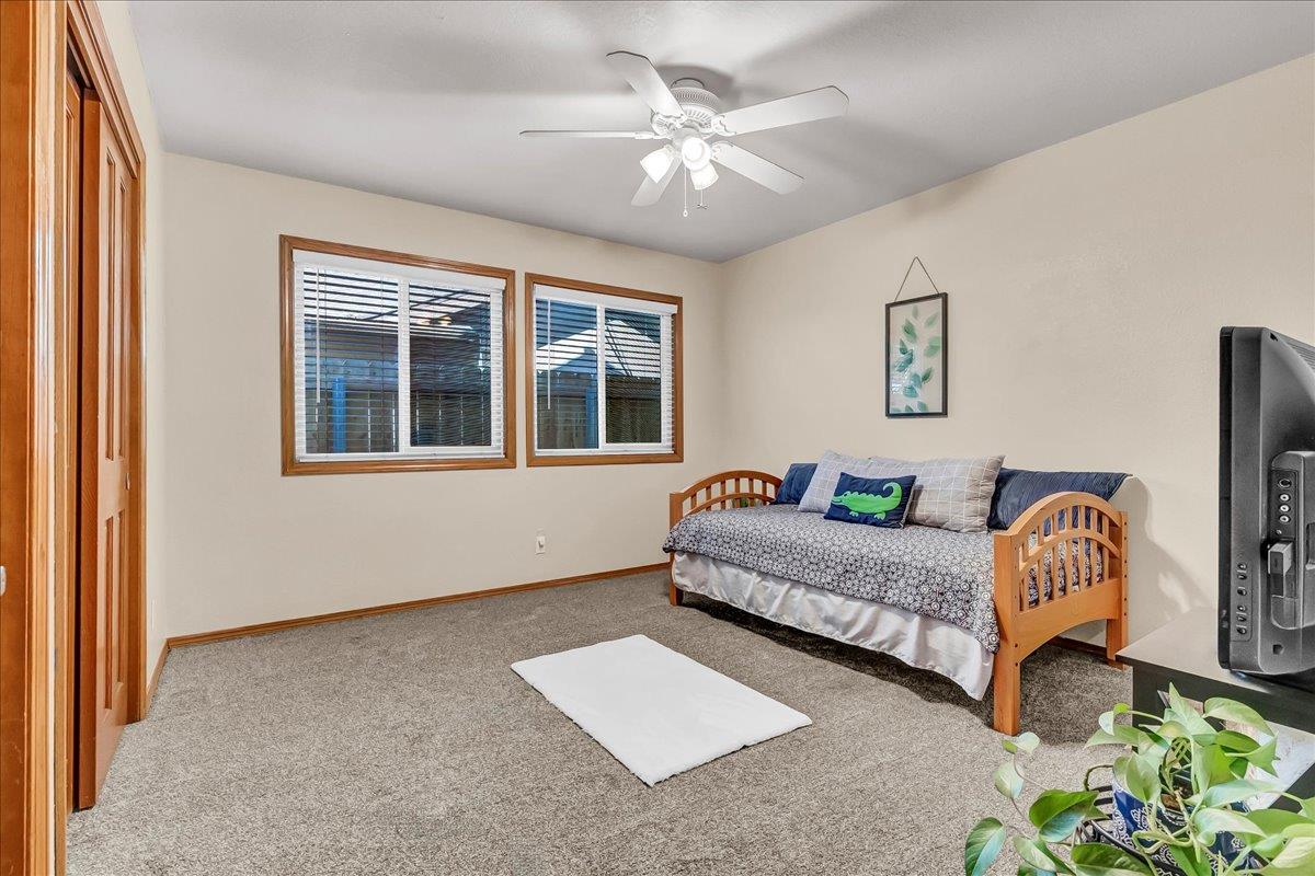 1454 Cedar Lane Lemoore, CA 93245 - Photo 38 of 56