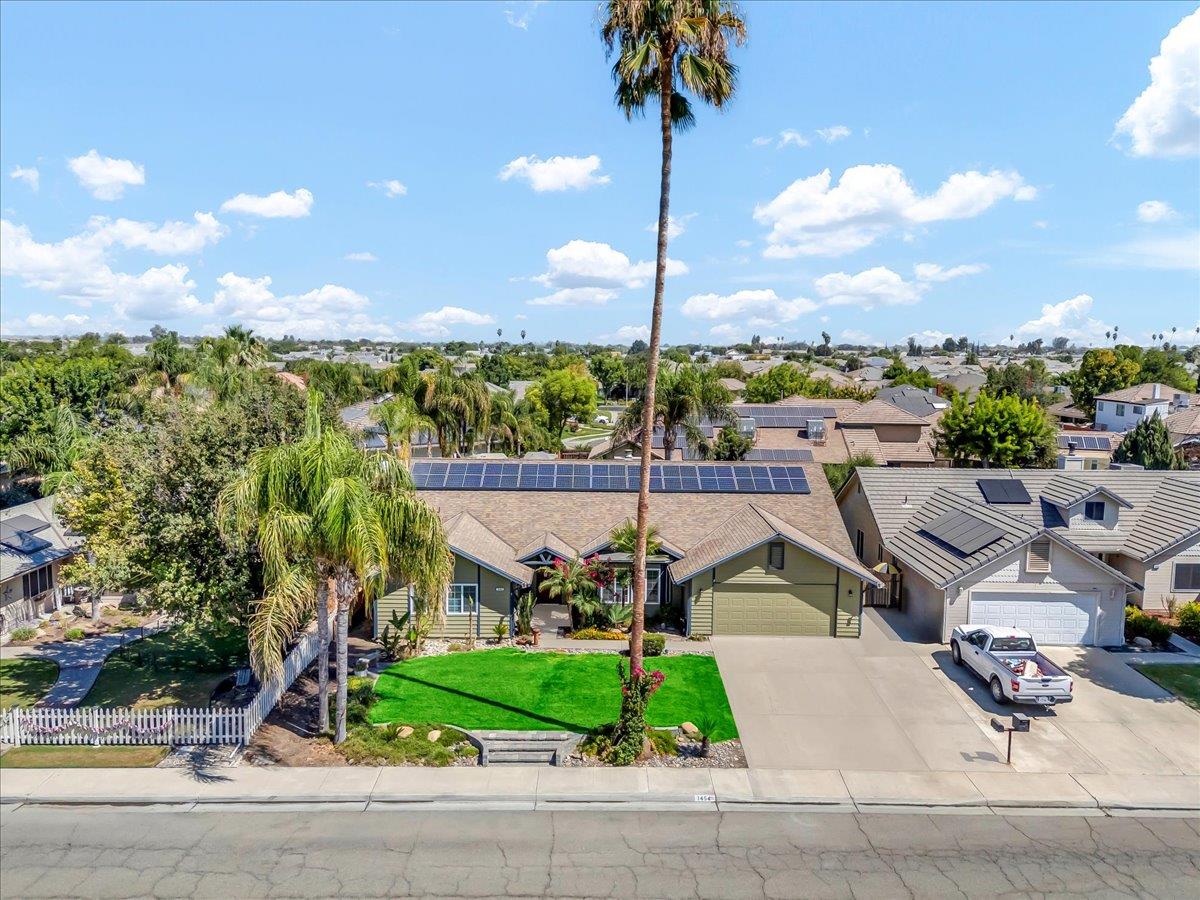 1454 Cedar Lane Lemoore, CA 93245 - Photo 7 of 56