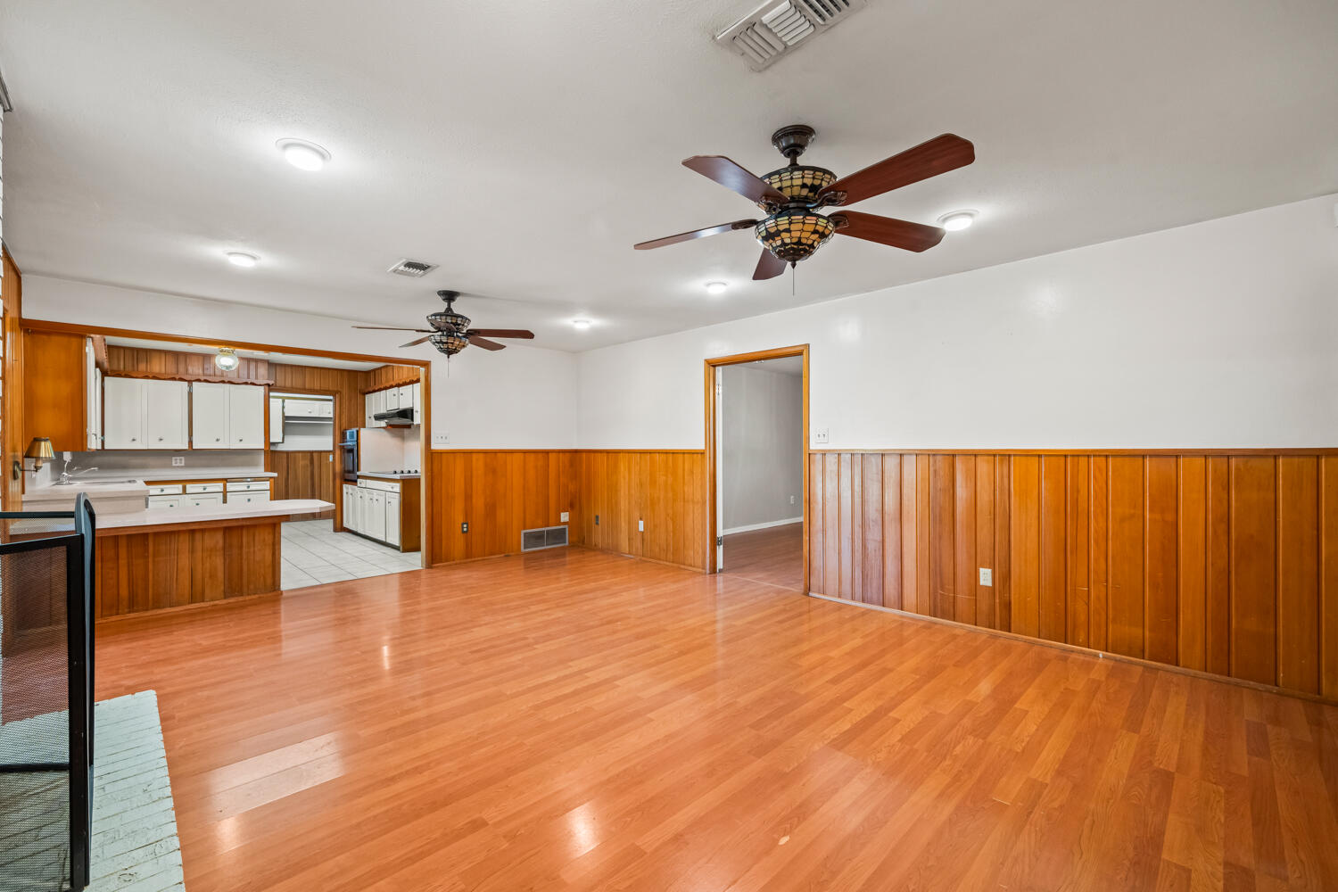 3423 56th Street Lubbock, TX 79413 - Photo 7 of 36 7