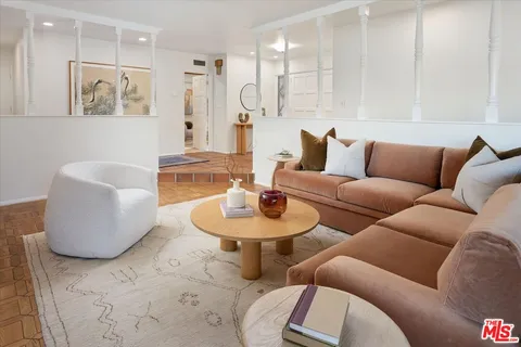 $2,195,000 | 3770 Whiting Manor Lane, Glendale, CA 91208