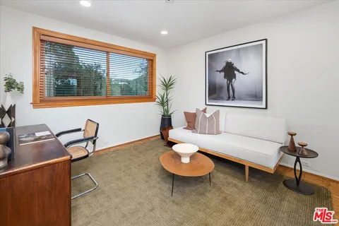 $2,195,000 | 3770 Whiting Manor Lane, Glendale, CA 91208