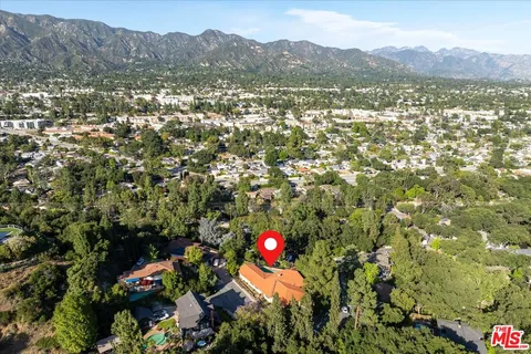$2,195,000 | 3770 Whiting Manor Lane, Glendale, CA 91208