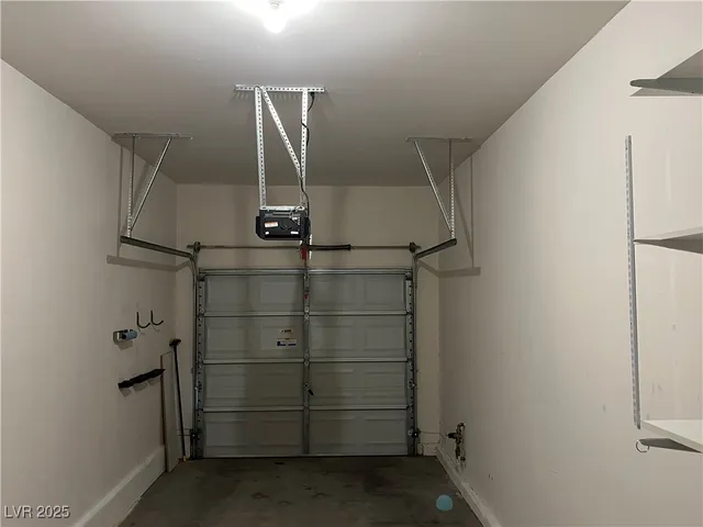 $1,525 | 2588 Velez Valley Way, Henderson, NV 89002